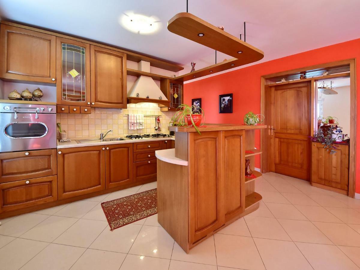 Apartment Laurus-2 By Interhome Laurana Esterno foto