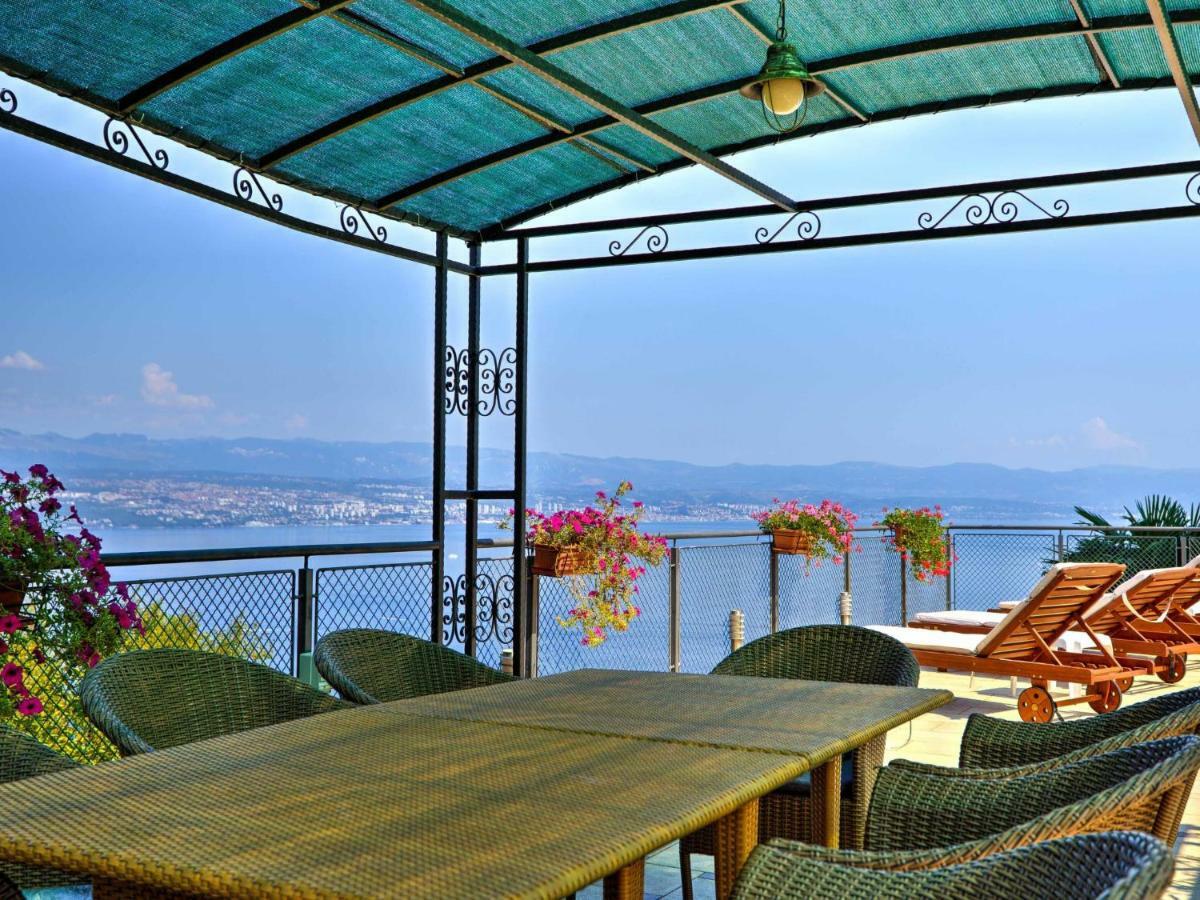 Apartment Laurus-2 By Interhome Laurana Esterno foto